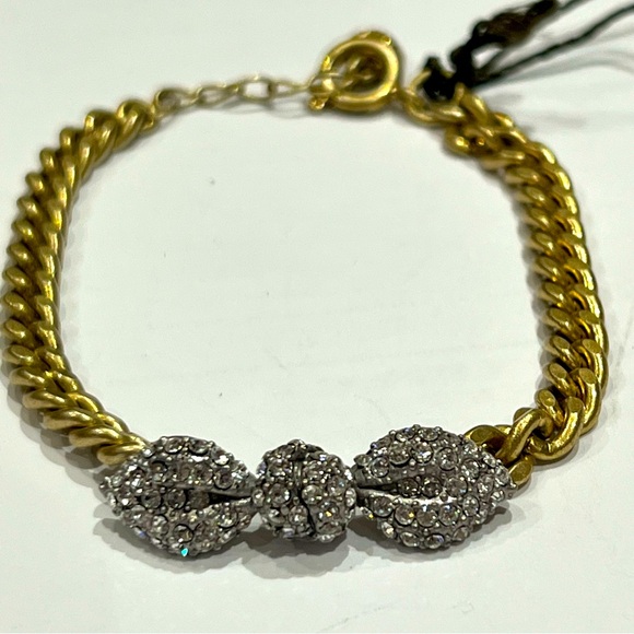 NWT Juicy Couture Pave Encrusted Bow Cuban Link Bracelet—Gold-Tone - Picture 6 of 8